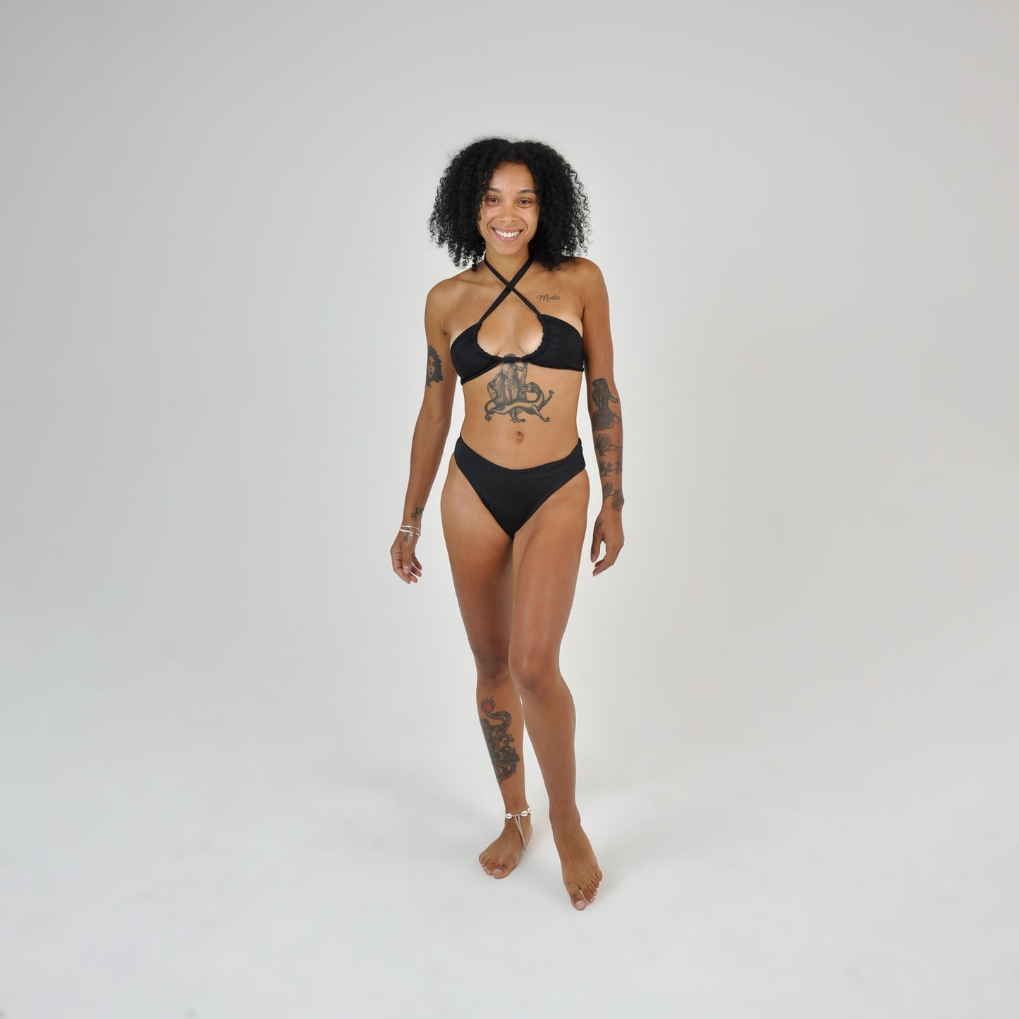 AMINA TRIANGLE TOP - BLACK