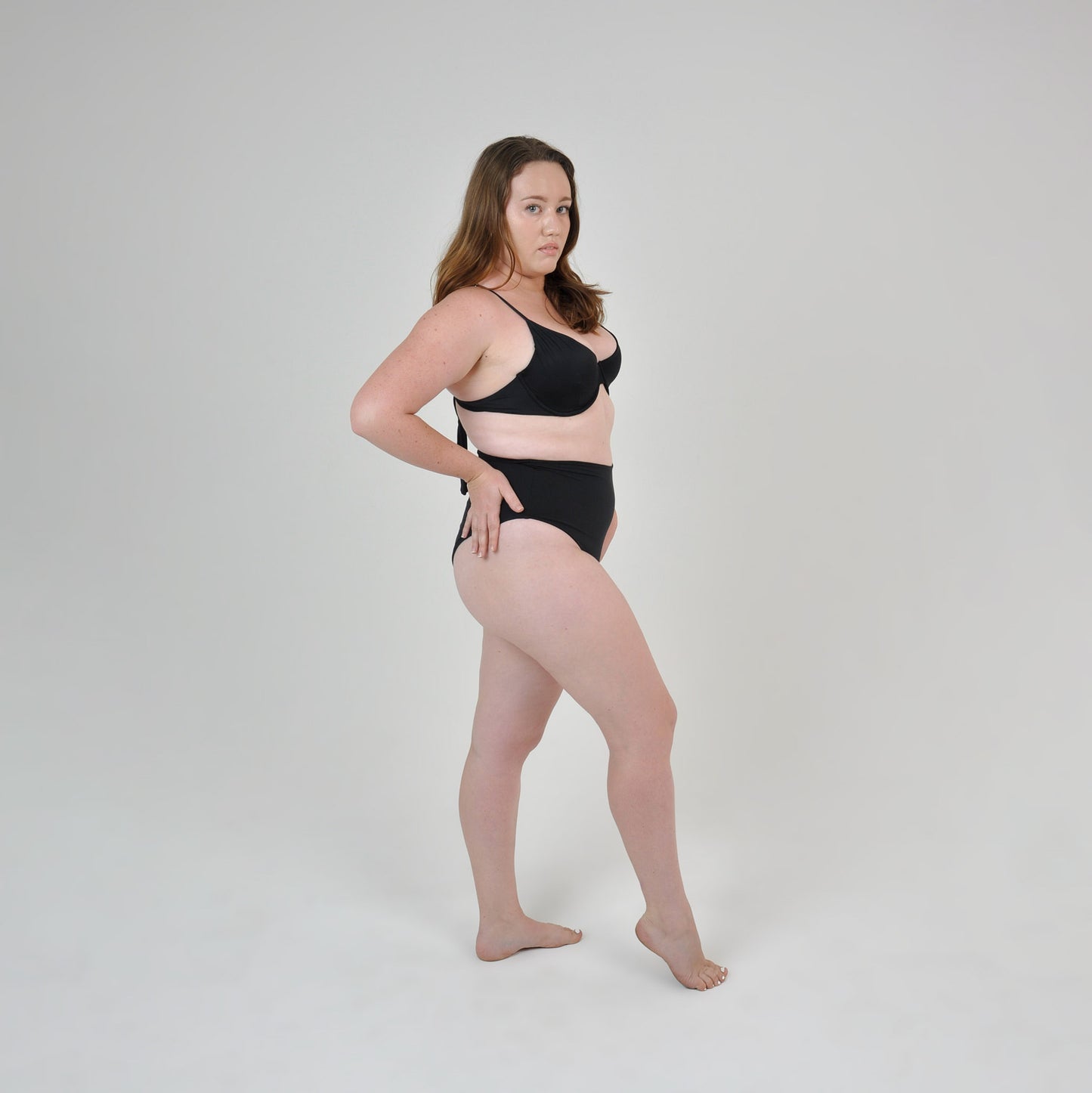JESS UNDERWIRE TOP - BLACK