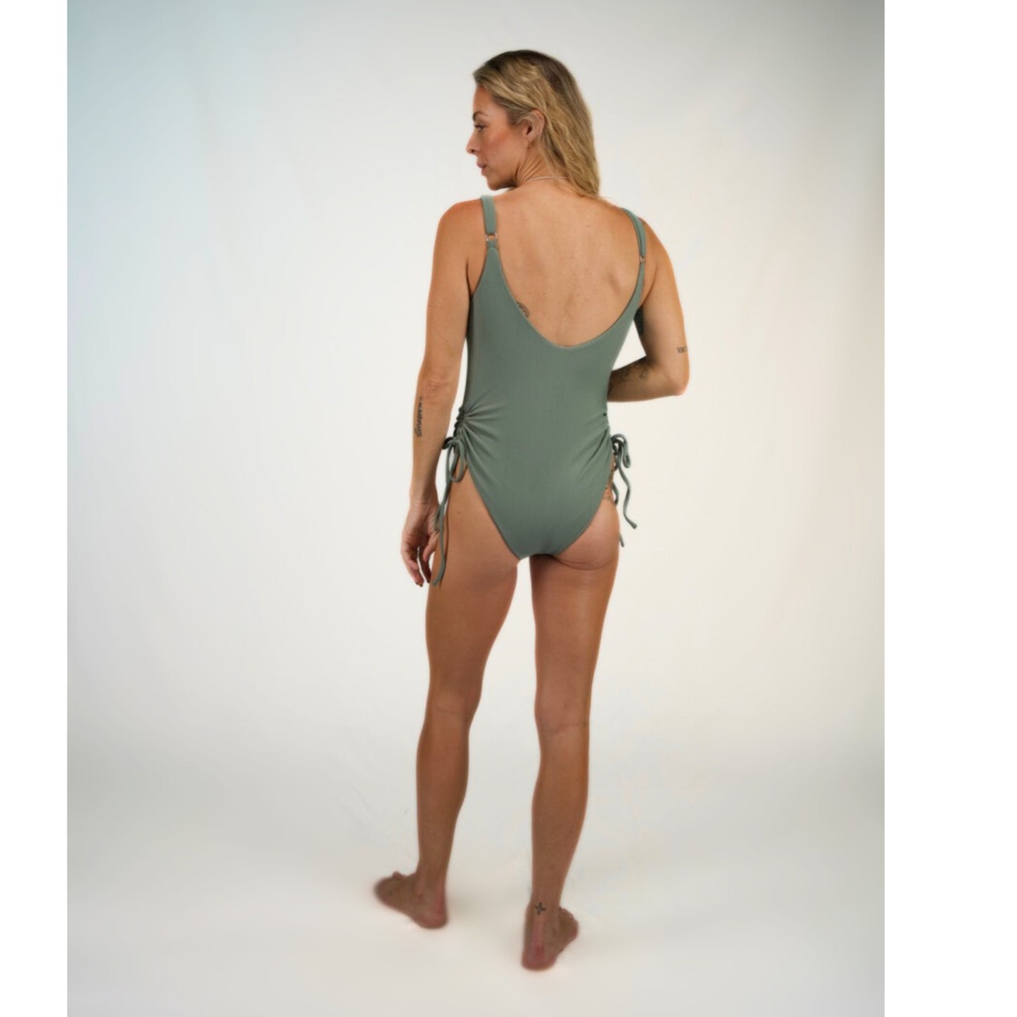 FLO 1 PIECE - RIBBED BASIL